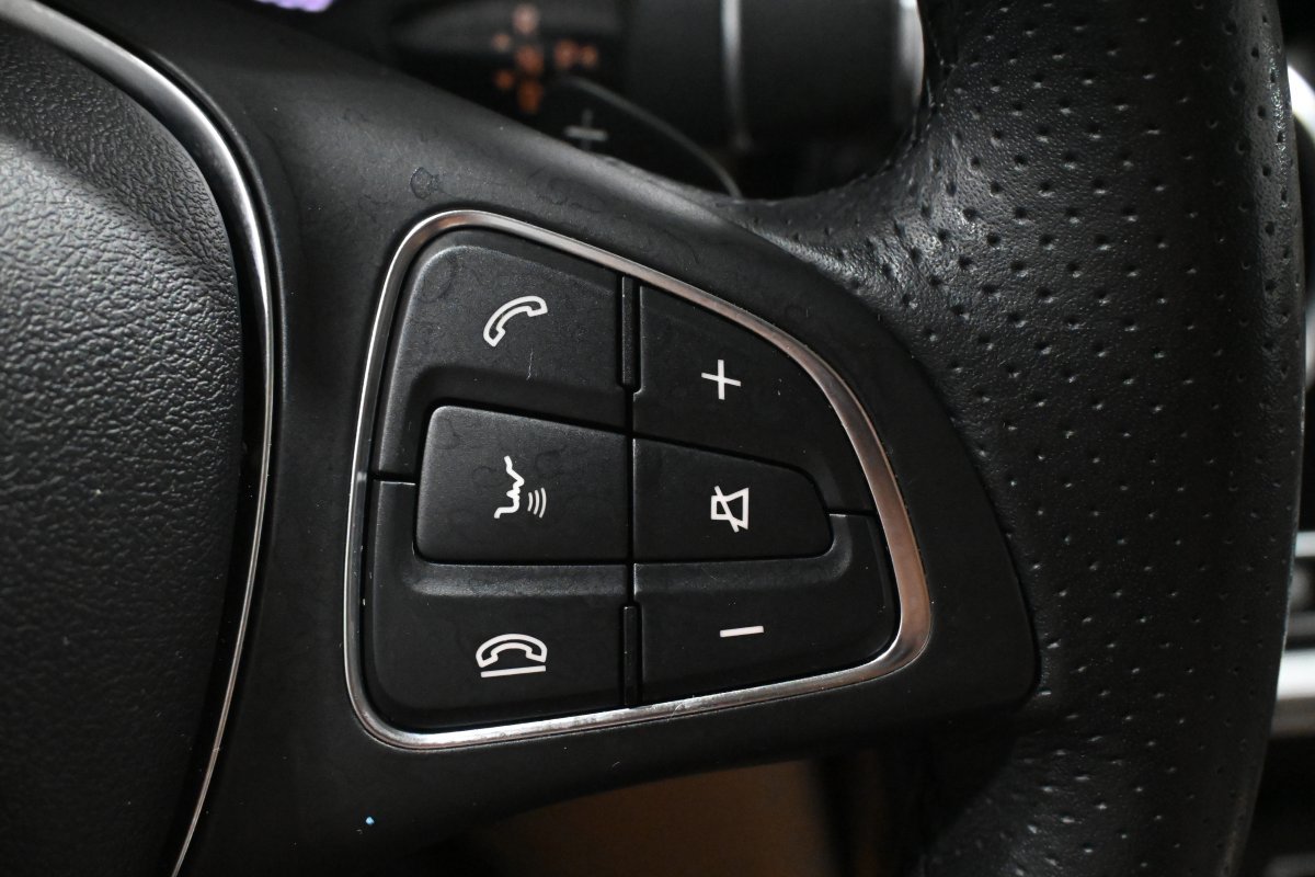 Foto Mercedes-Benz Clase GLC 28